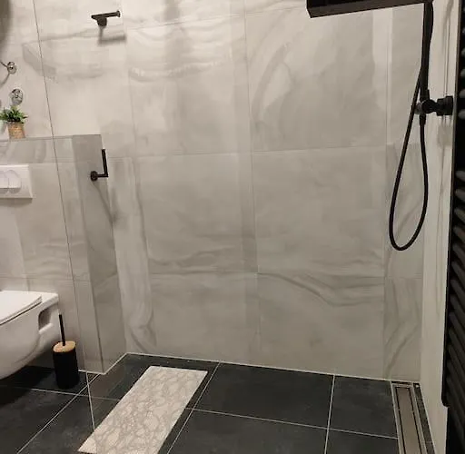 Apartman Kyra With Terrace And Garden